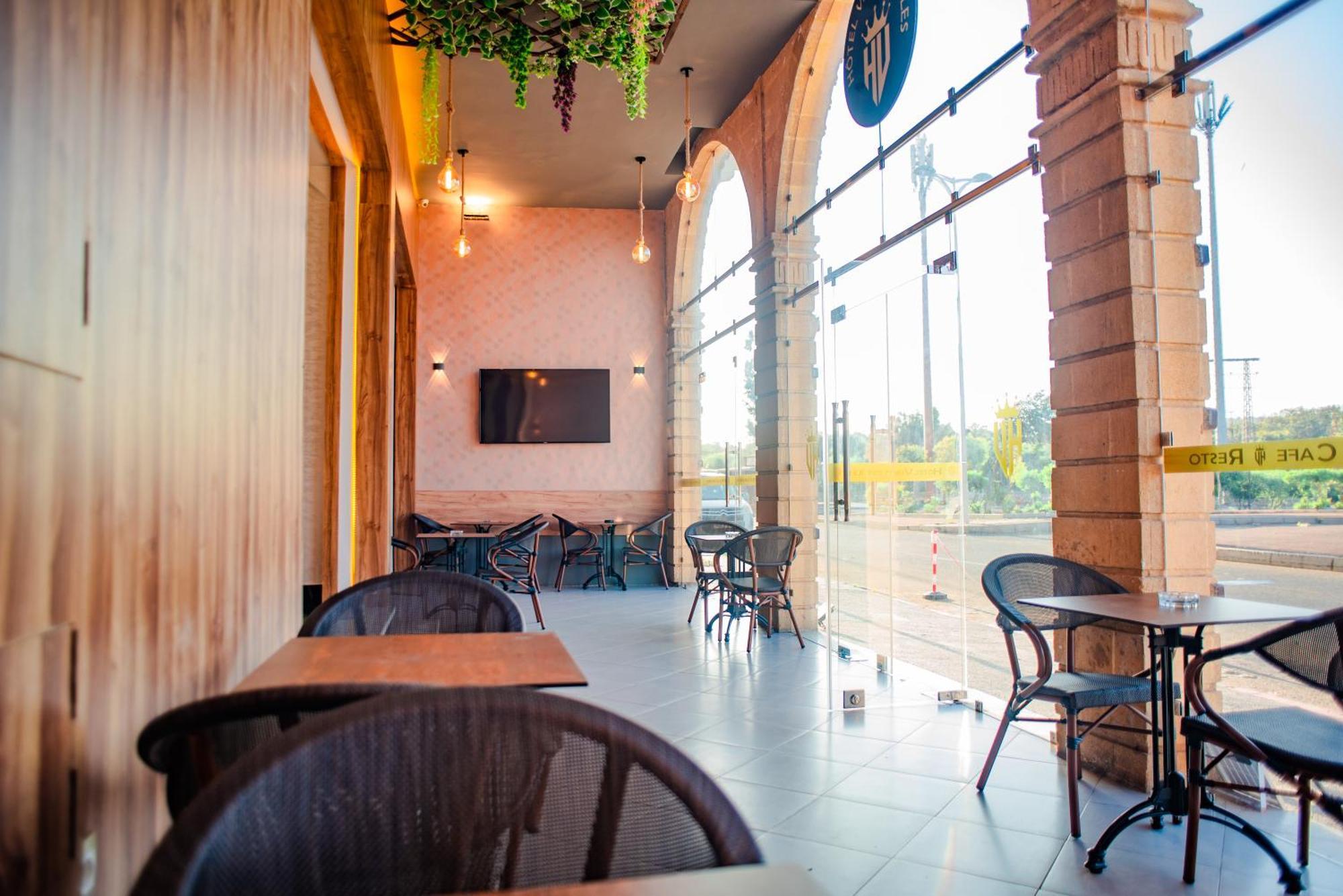 Hotel Vents Des Iles Ес-Сувейра Екстер'єр фото