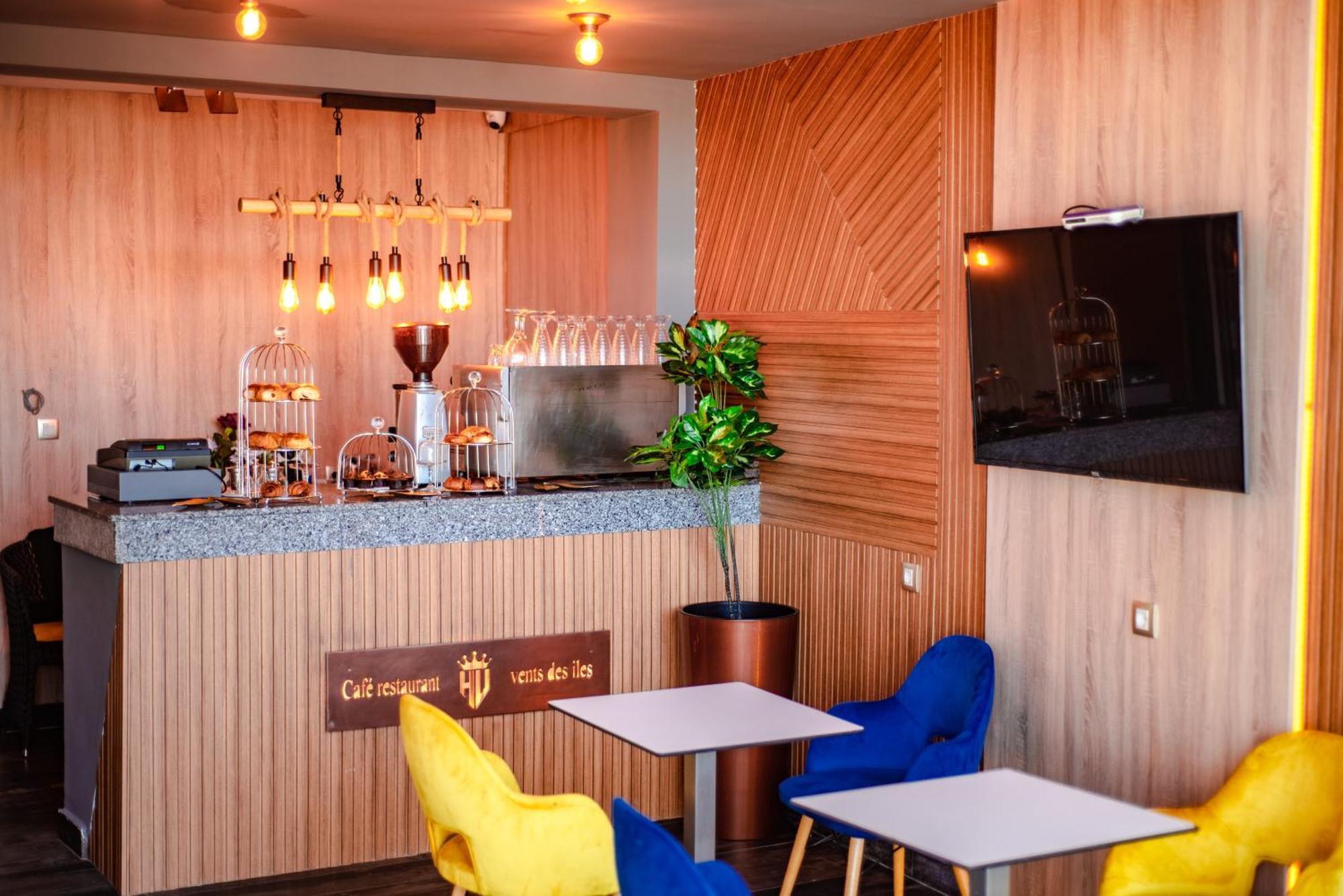 Hotel Vents Des Iles Ес-Сувейра Екстер'єр фото